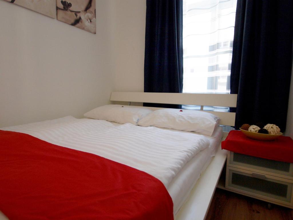 Checkvienna - Ruedengasse Apartment Phòng bức ảnh